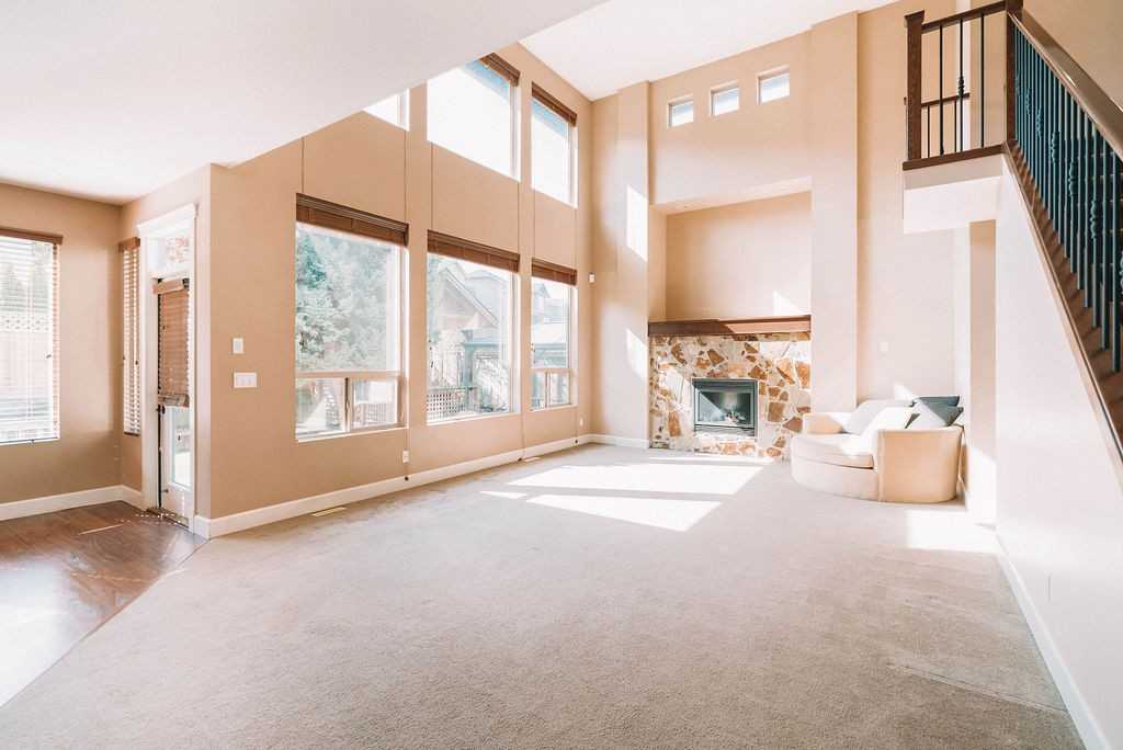 10647 Kimola Way - Photo 3 of 20