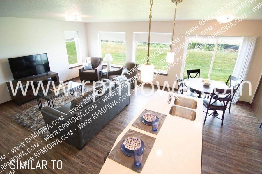 160 Buffalo Ave Sw - Photo 2 of 12