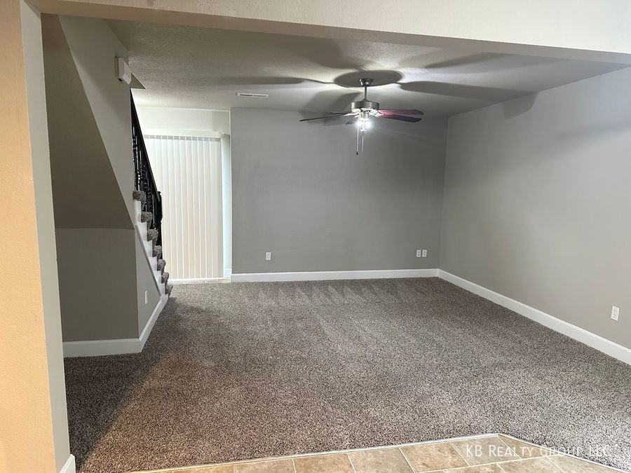 10900 Westover Rd - Photo 3 of 15