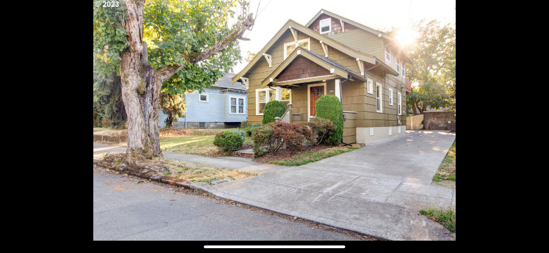 4631 Se 20Th Ave - Photo 3 of 40