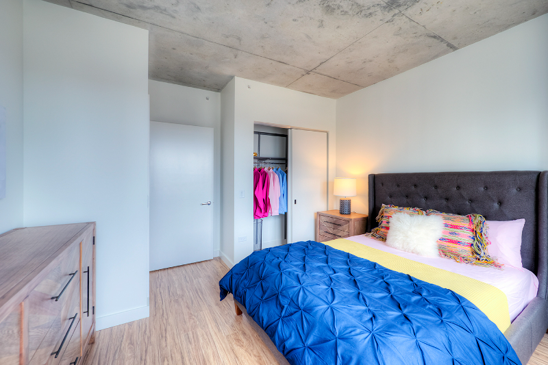 156 North Desplaines Street - Photo 6 of 17