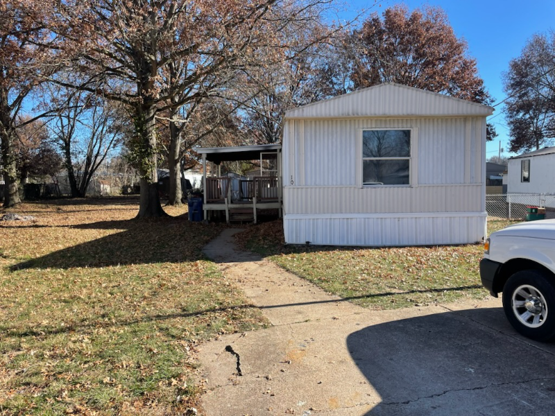 10 Village Green Ct - Photo 2 of 12