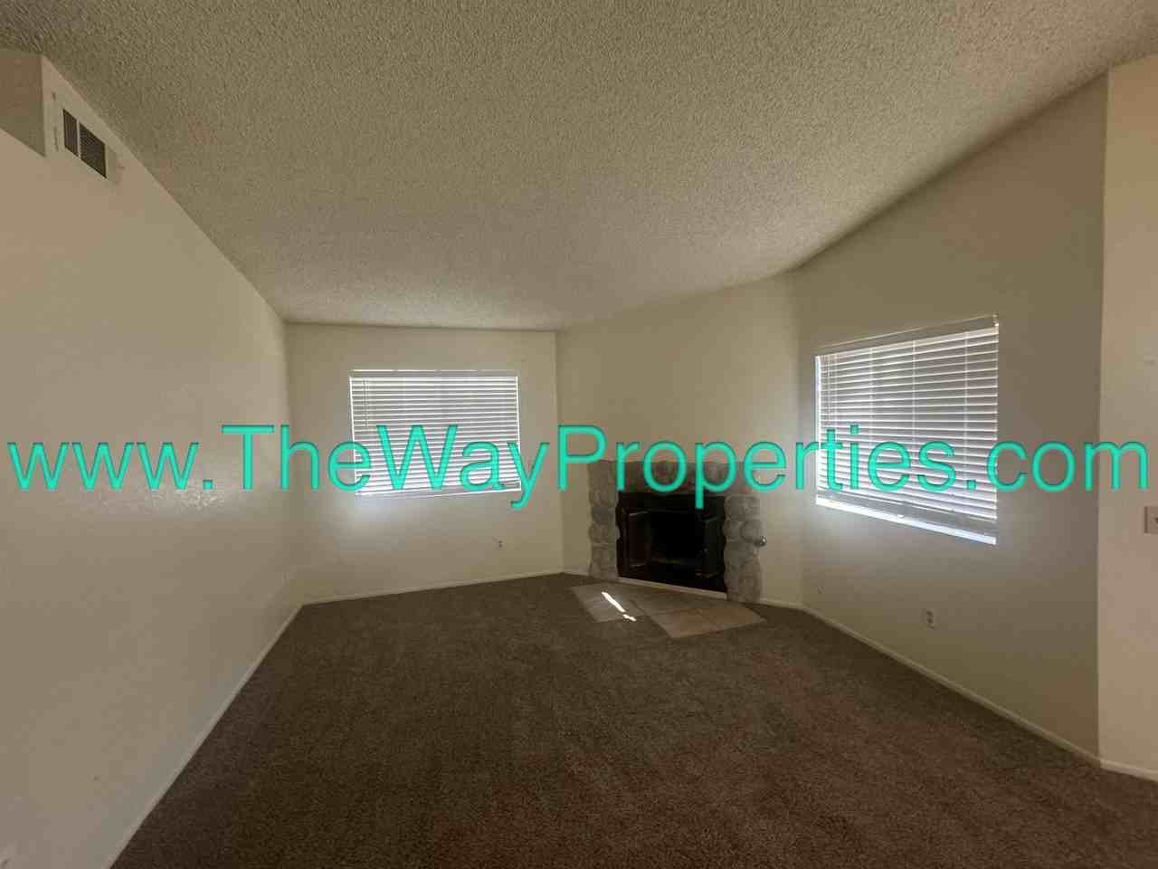 10660 Cottonwood Ave #1 - Photo 3 of 10