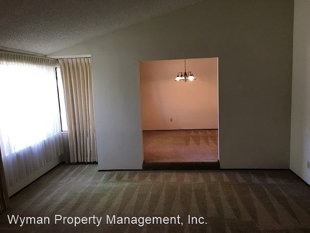 3200 Buckeye Ct - Photo 3 of 13