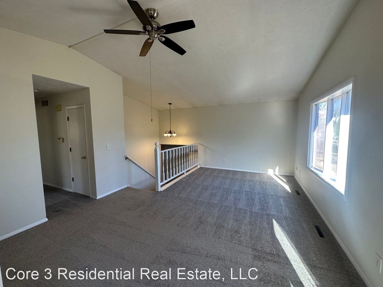 5 Starlight Court - Photo 3 of 18