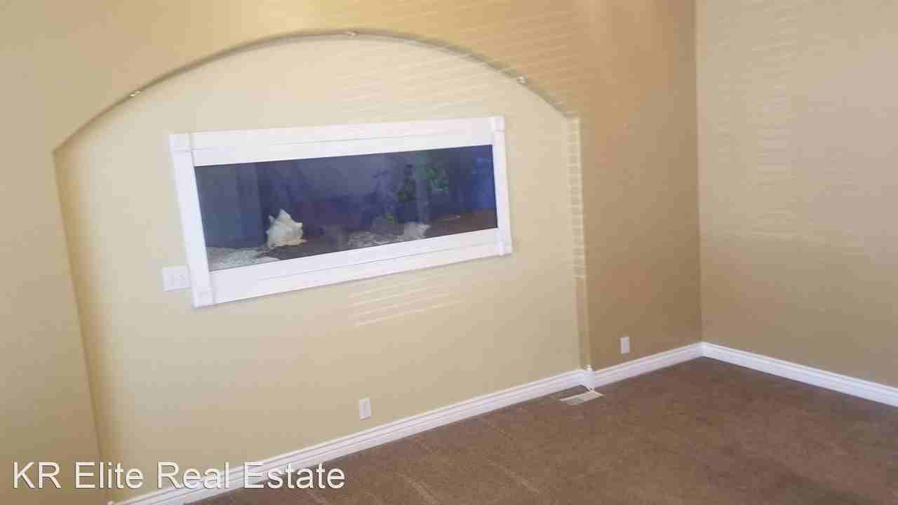2828 N 1050 E - Photo 2 of 14