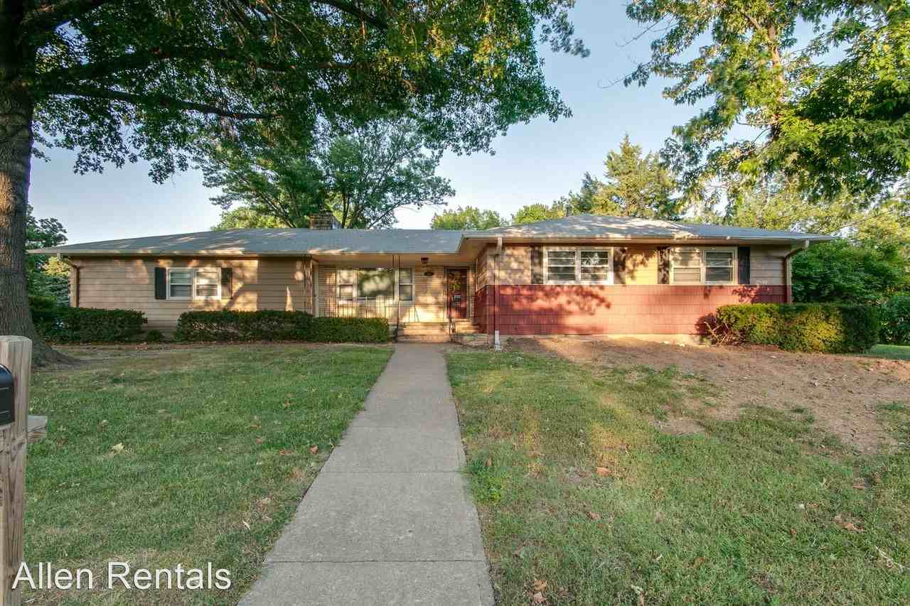 1863 Elaine Dr - Photo 2 of 33