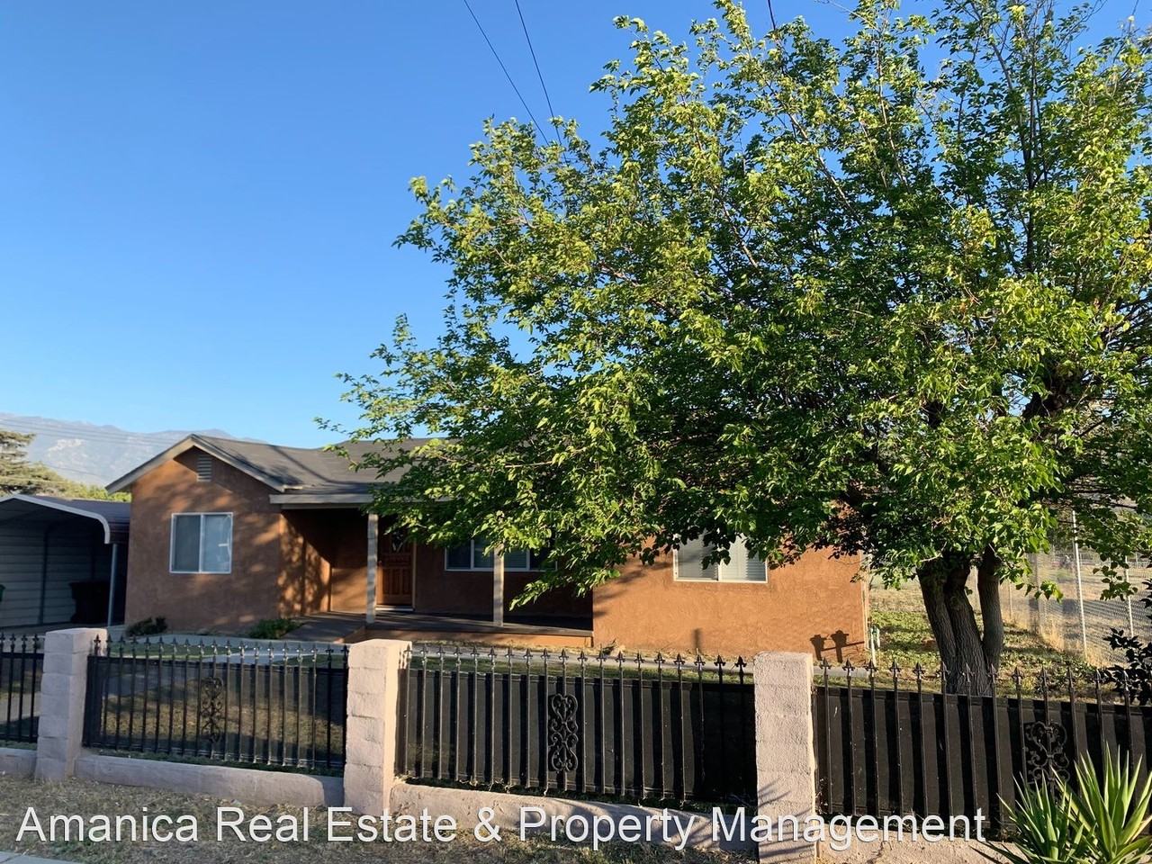 720 E George St - Photo 2 of 12