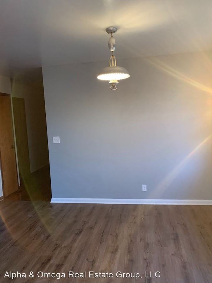 2131 Myers Rd - Photo 3 of 10