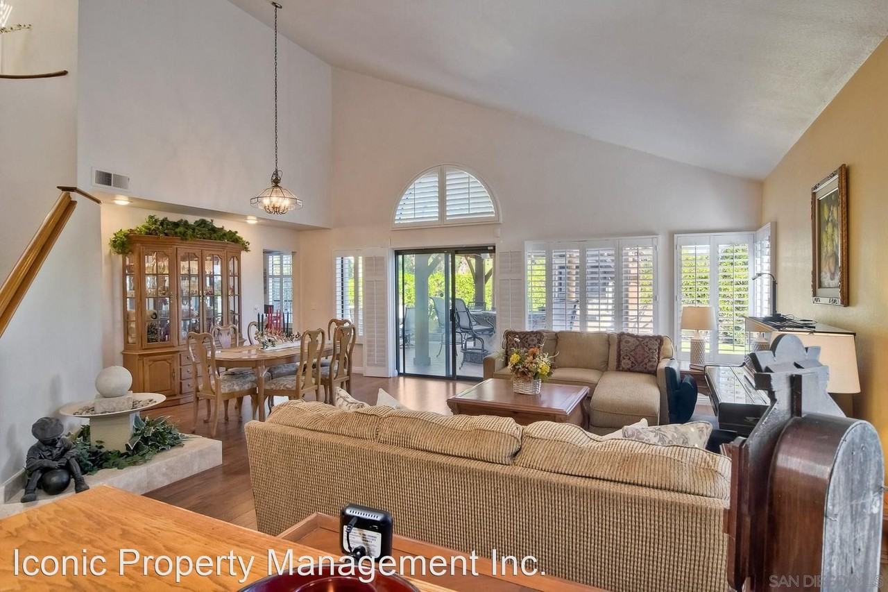 10615 Falcon Rim Pt - Photo 3 of 29