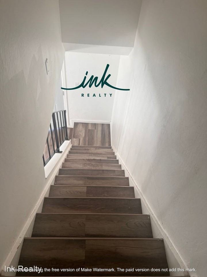 Woodside Dr - Photo 2 of 9