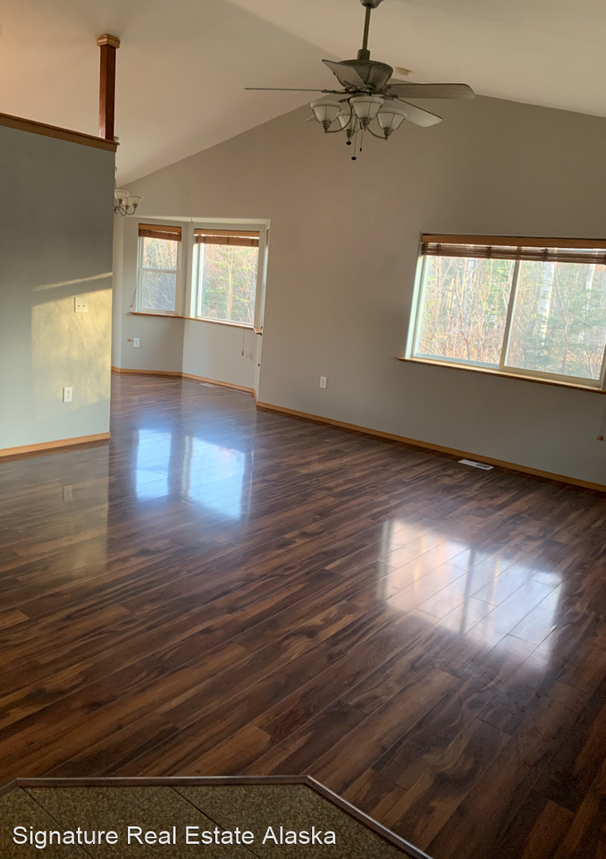 9701 N Palmer Fishhook Rd - Photo 3 of 20