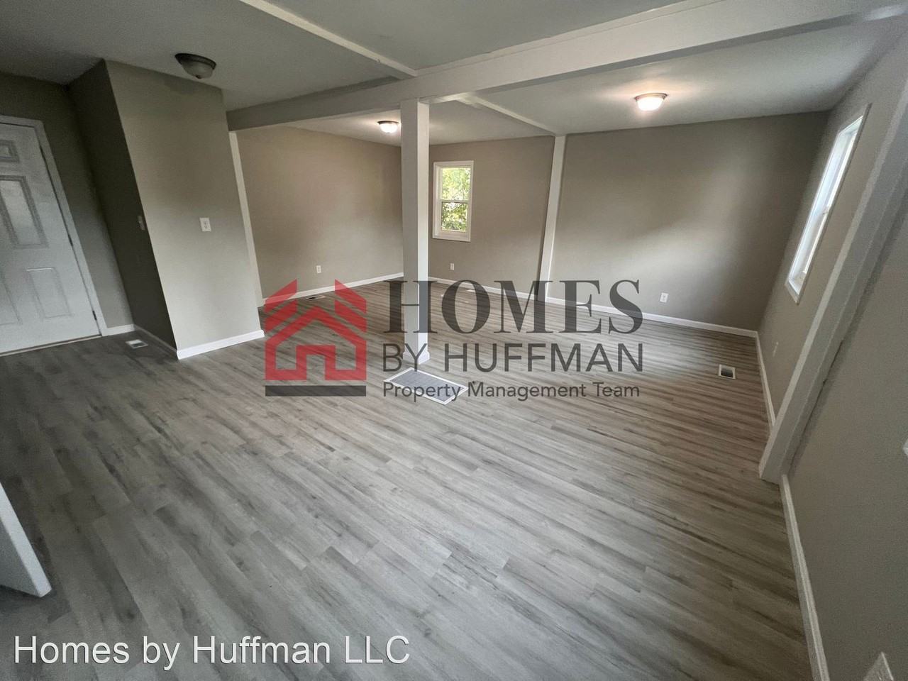 1015 S Alvord Blvd - Photo 3 of 15