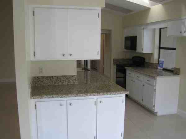 7043 NW 49th Pl - Photo 3 of 22