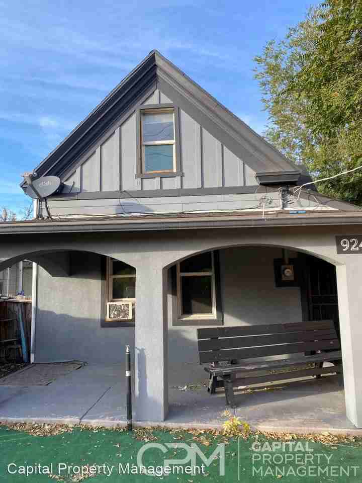 924 W 900 S - Photo 2 of 16