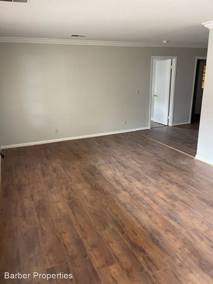 McMillian Street Mary Street - Photo 3 of 14