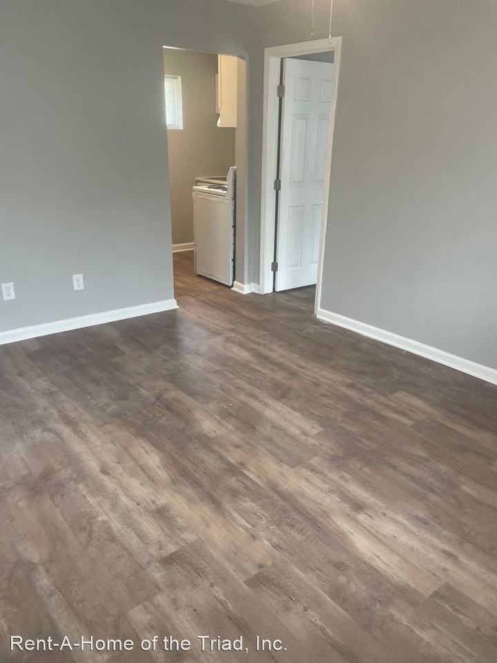 1011B Tuscaloosa St - Photo 3 of 8