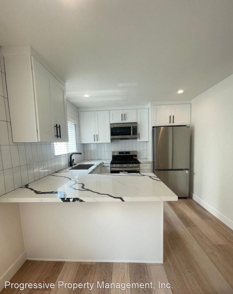 16808 Dalton Ave - Photo 2 of 6