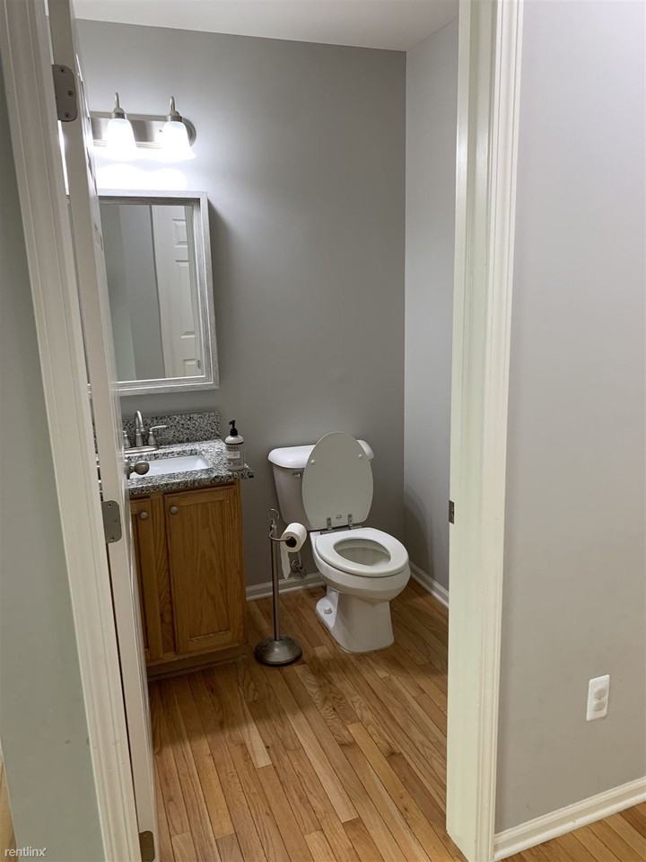 197 Columbia Dr - Photo 3 of 10