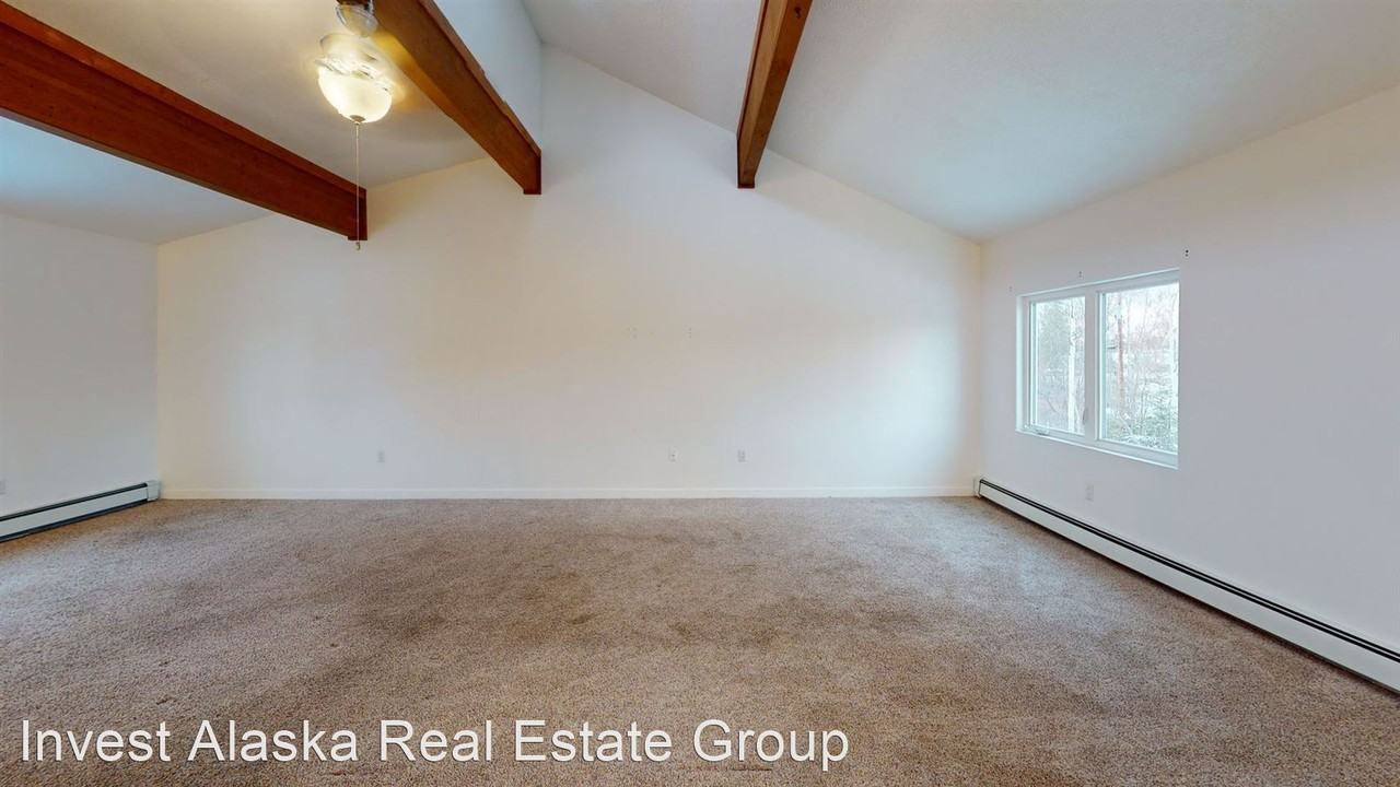 1018 26th Ave - Photo 2 of 22