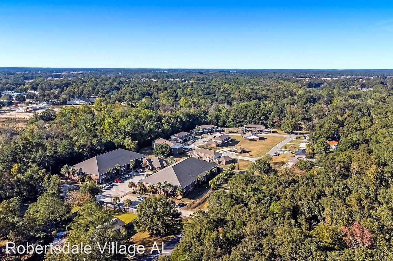 22611 Mattingly St - Photo 2 of 31