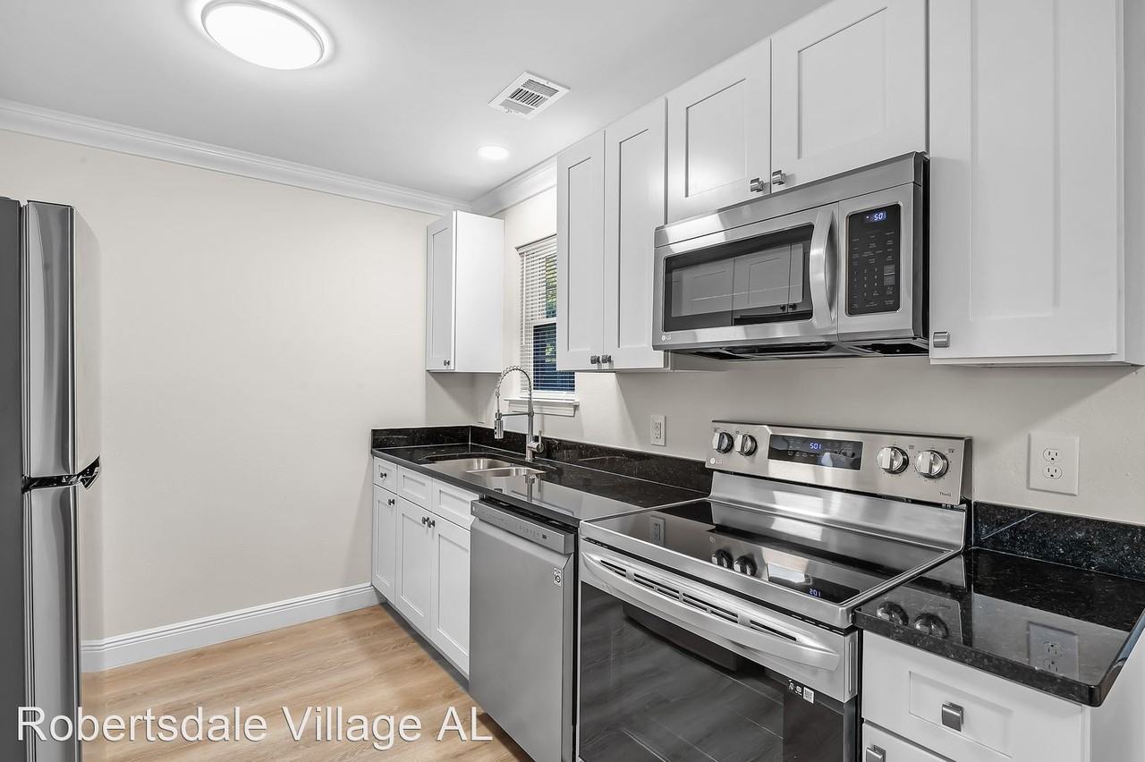 22611 Mattingly St - Photo 3 of 31