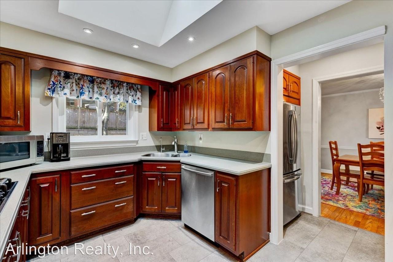 2706 S Grant St - Photo 2 of 46