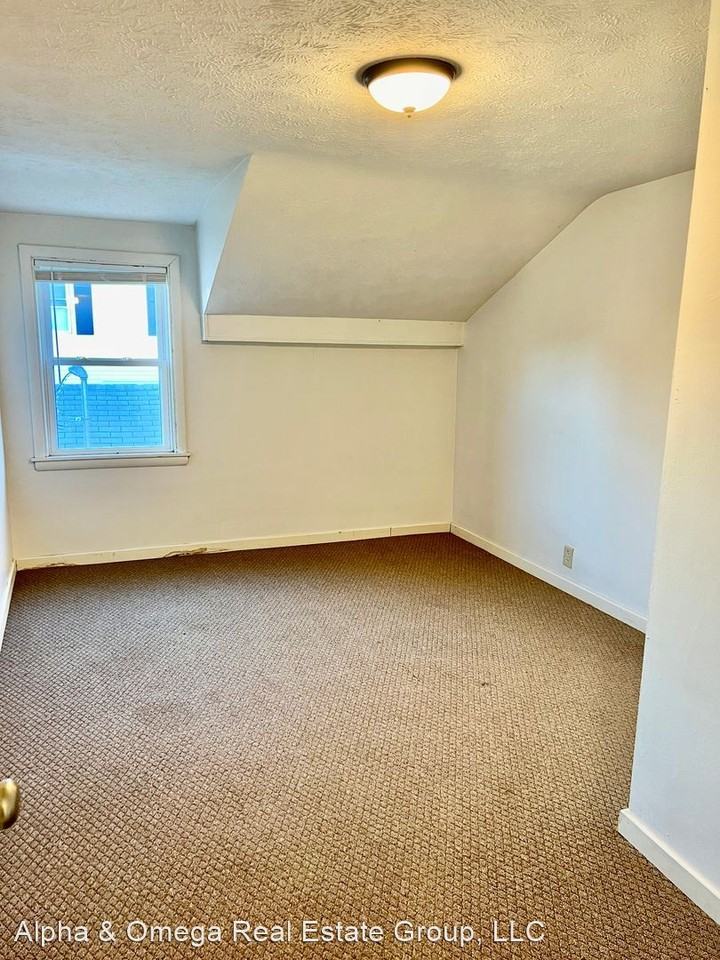 41 E Main St. - Photo 3 of 6