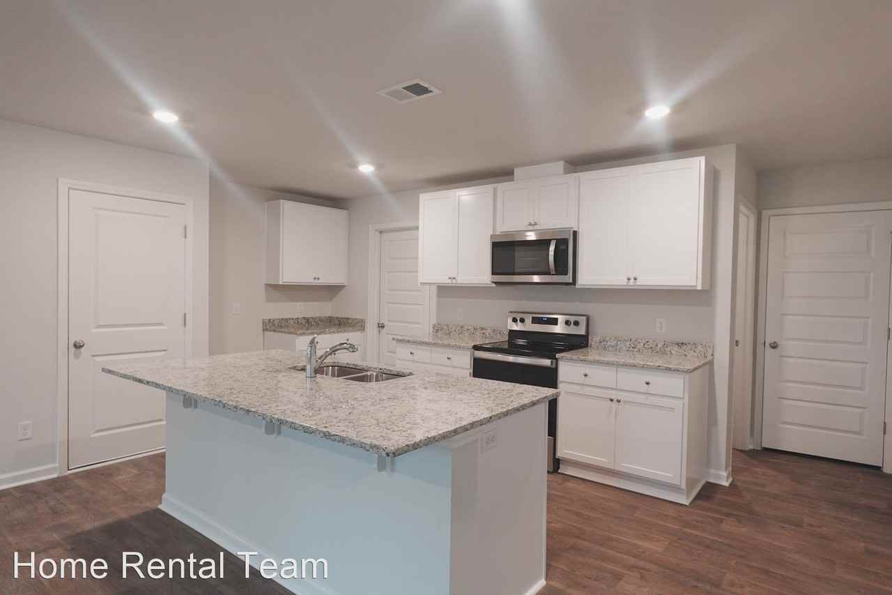 385 Coconut Dr - Photo 2 of 19