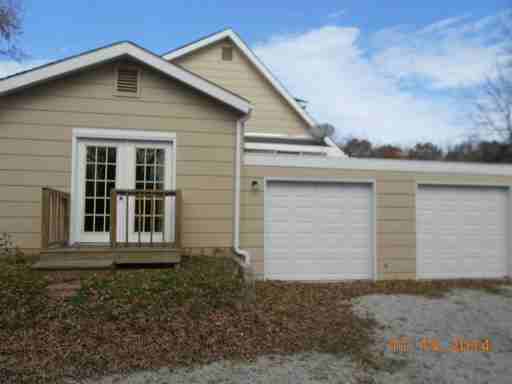 10400 Co Rd 8110 - Photo 3 of 12