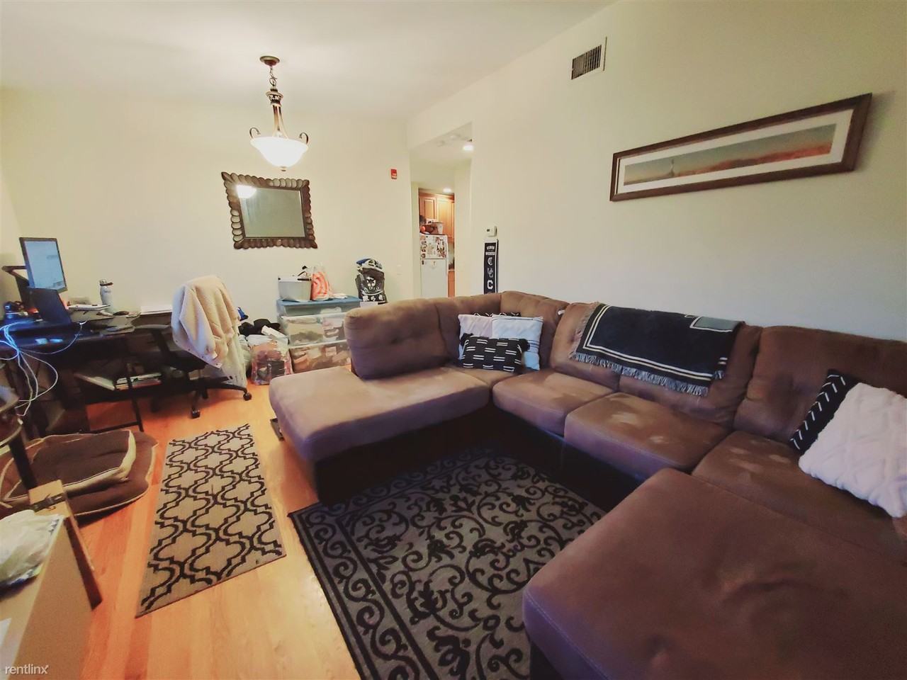 162 Bedford St - Photo 3 of 7