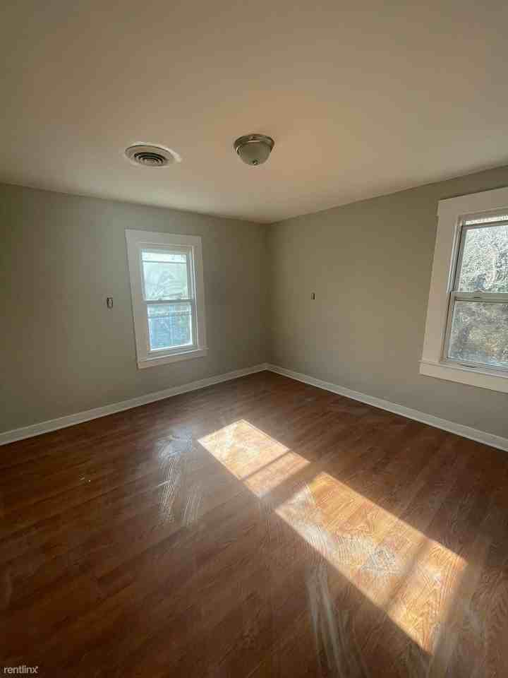 151 Cherry Ann St - Photo 2 of 3