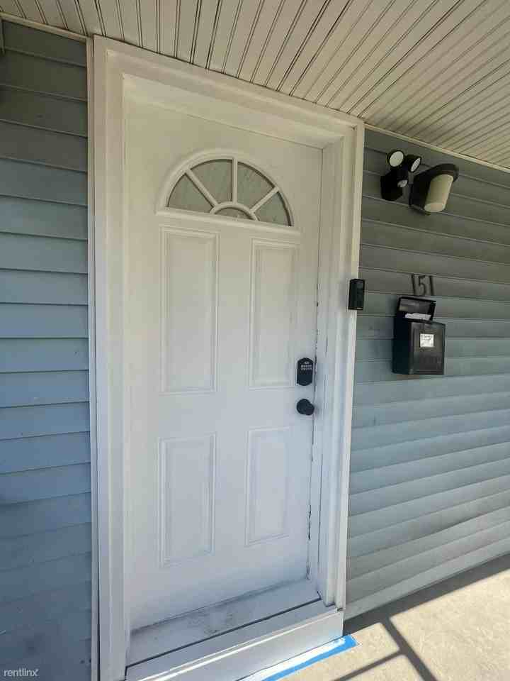 151 Cherry Ann St - Photo 3 of 3