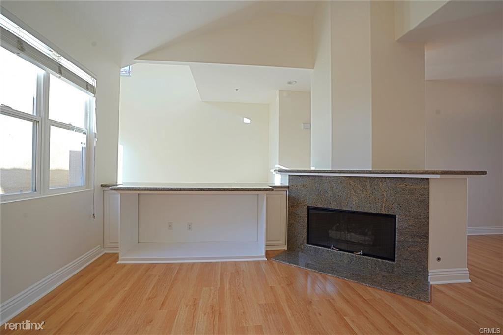 16 Savona Ct - Photo 3 of 10