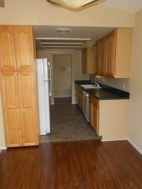 2964 Coy Dr - Photo 2 of 7