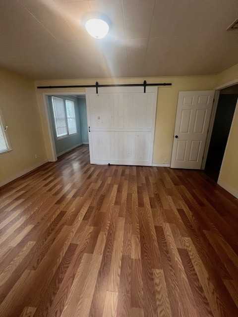 285 E Courtland St - Photo 3 of 14
