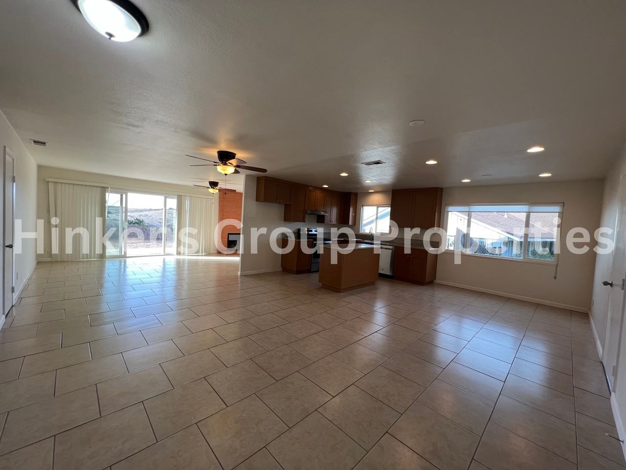 520 Carina Dr - Photo 2 of 21