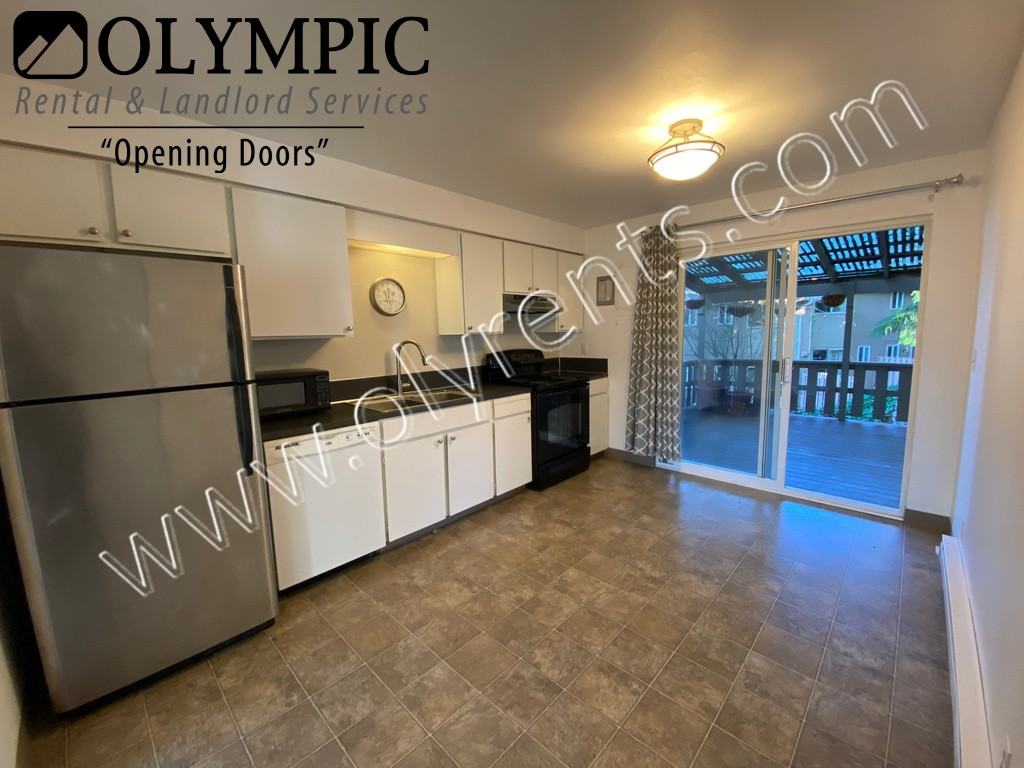 2300 9th Avenue Southwest #A6 - Photo 3 of 9