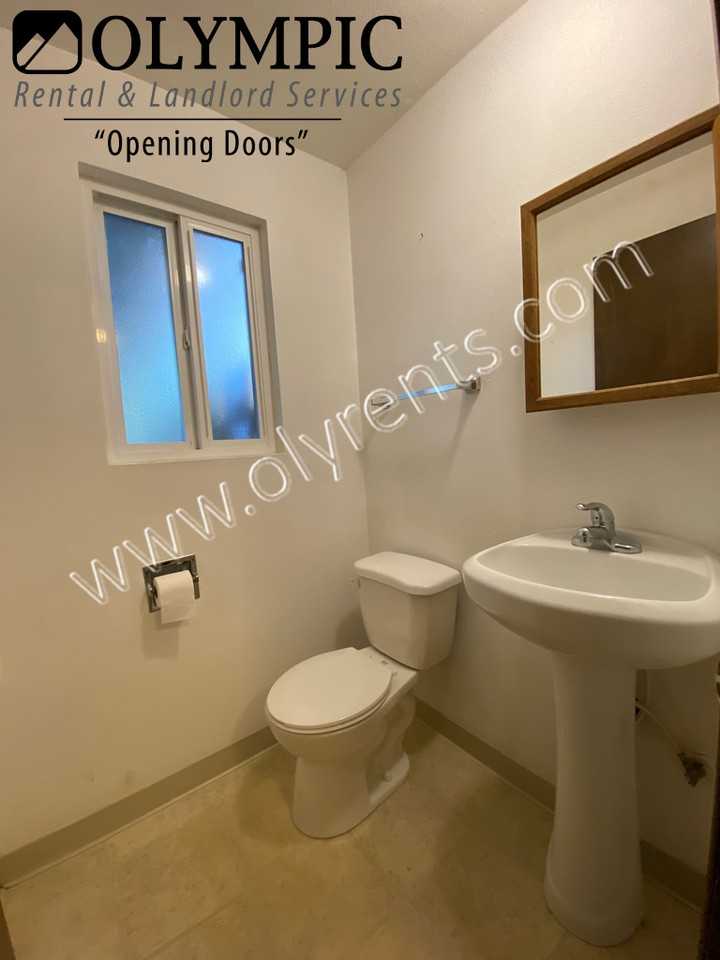 2300 9th Avenue Southwest #A6 - Photo 5 of 9