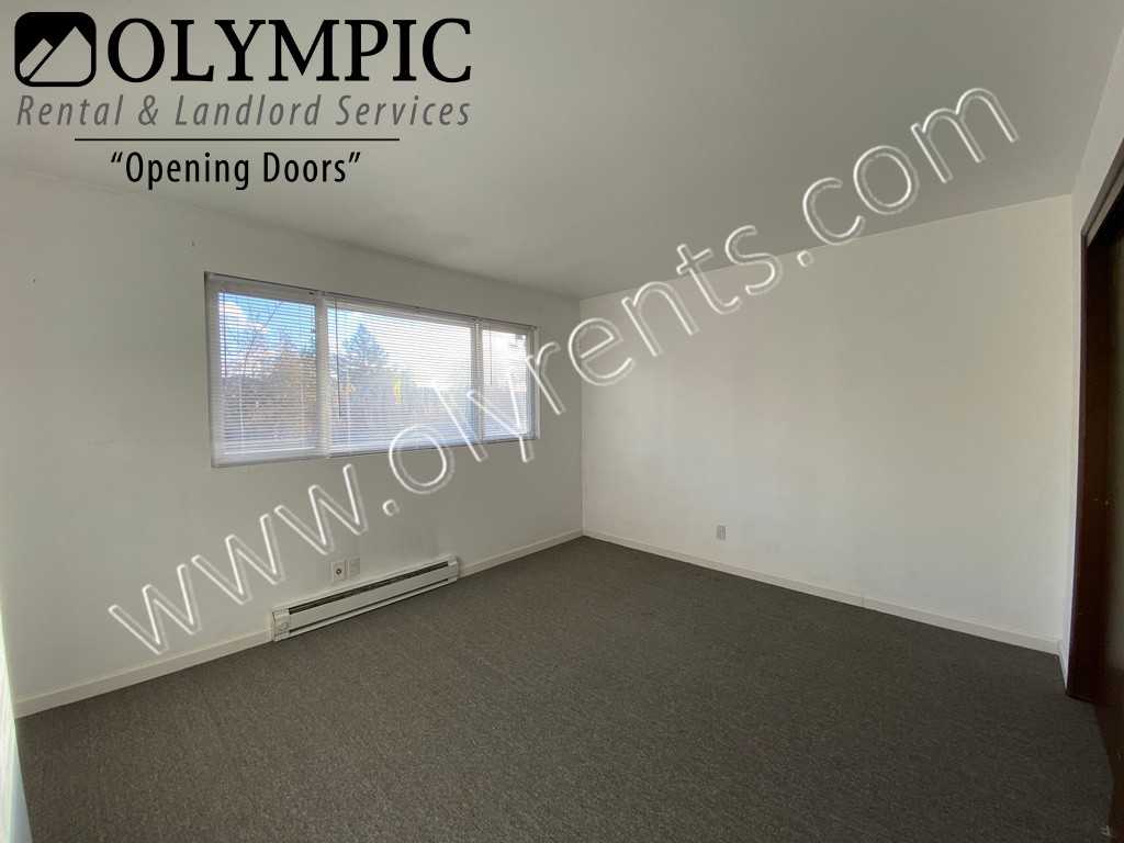 2300 9th Avenue Southwest #A6 - Photo 6 of 9