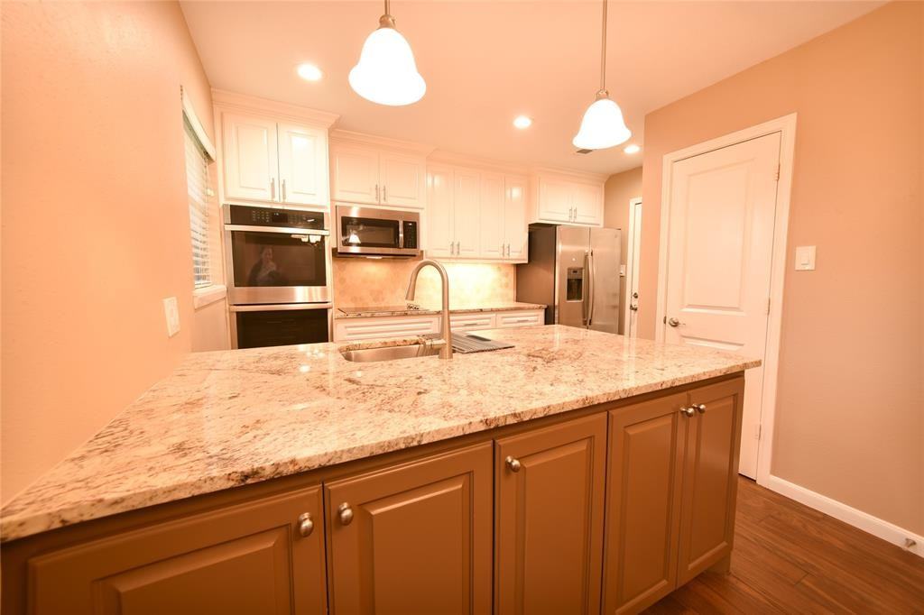 217 Rachael Lane - Photo 7 of 26