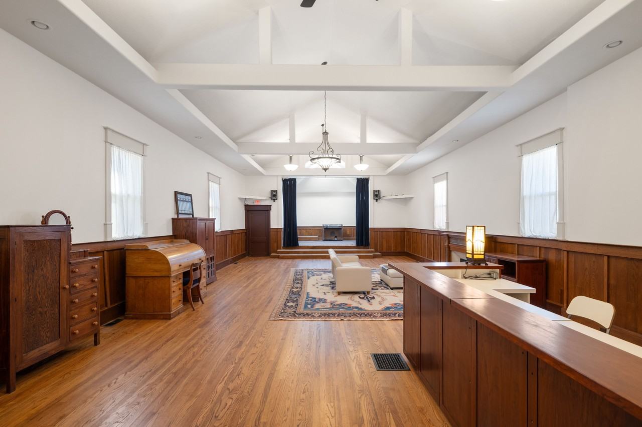 2550 F St #NA - Photo 2 of 23