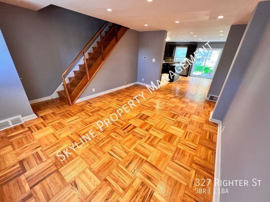 327 Righter St - Photo 3 of 27