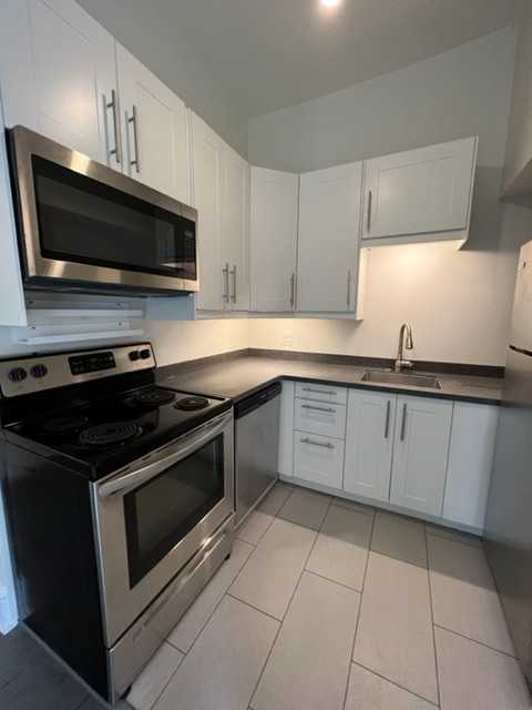 35 Fifth Avenue #3 - Photo 2 of 15