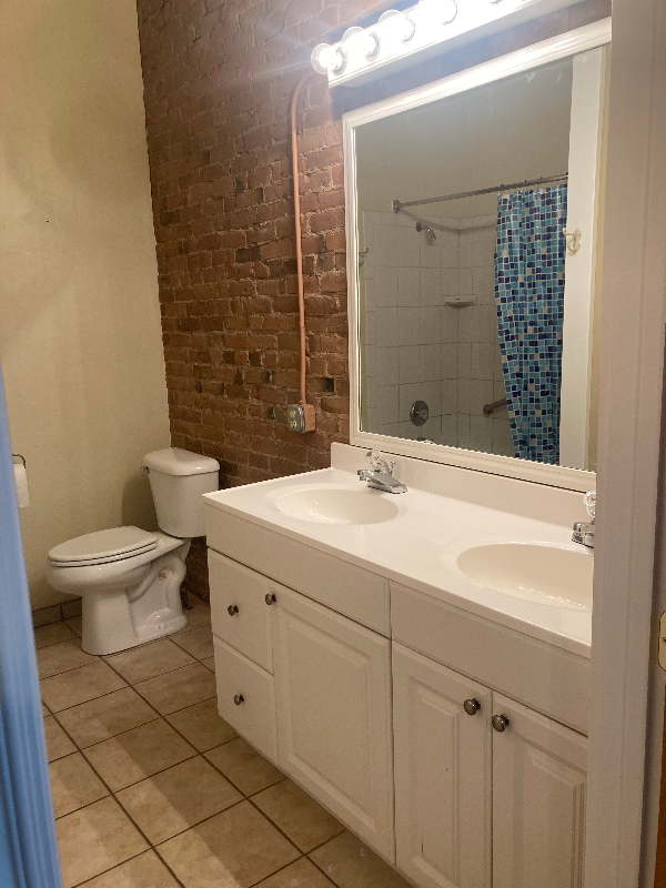 306 S Union Ave - Photo 4 of 8