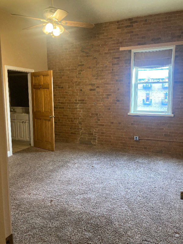 306 S Union Ave - Photo 5 of 8