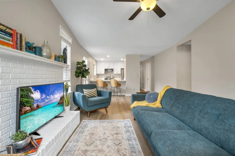 3604 Sedona Loop - Photo 2 of 15