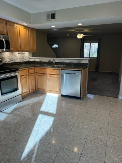 3244 Summertime Ct - Photo 3 of 12