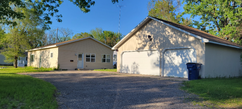 2930 3rd St N - Photo 2 of 13