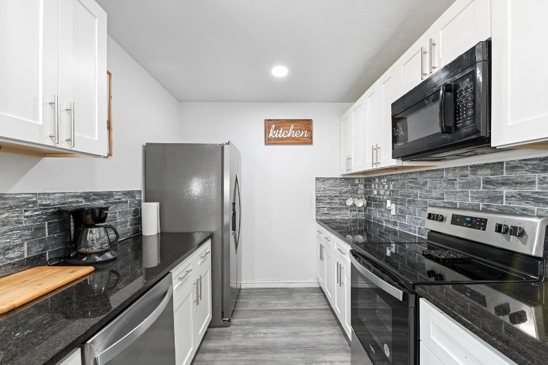 1819 E Grauwyler Rd #176 - Photo 7 of 16